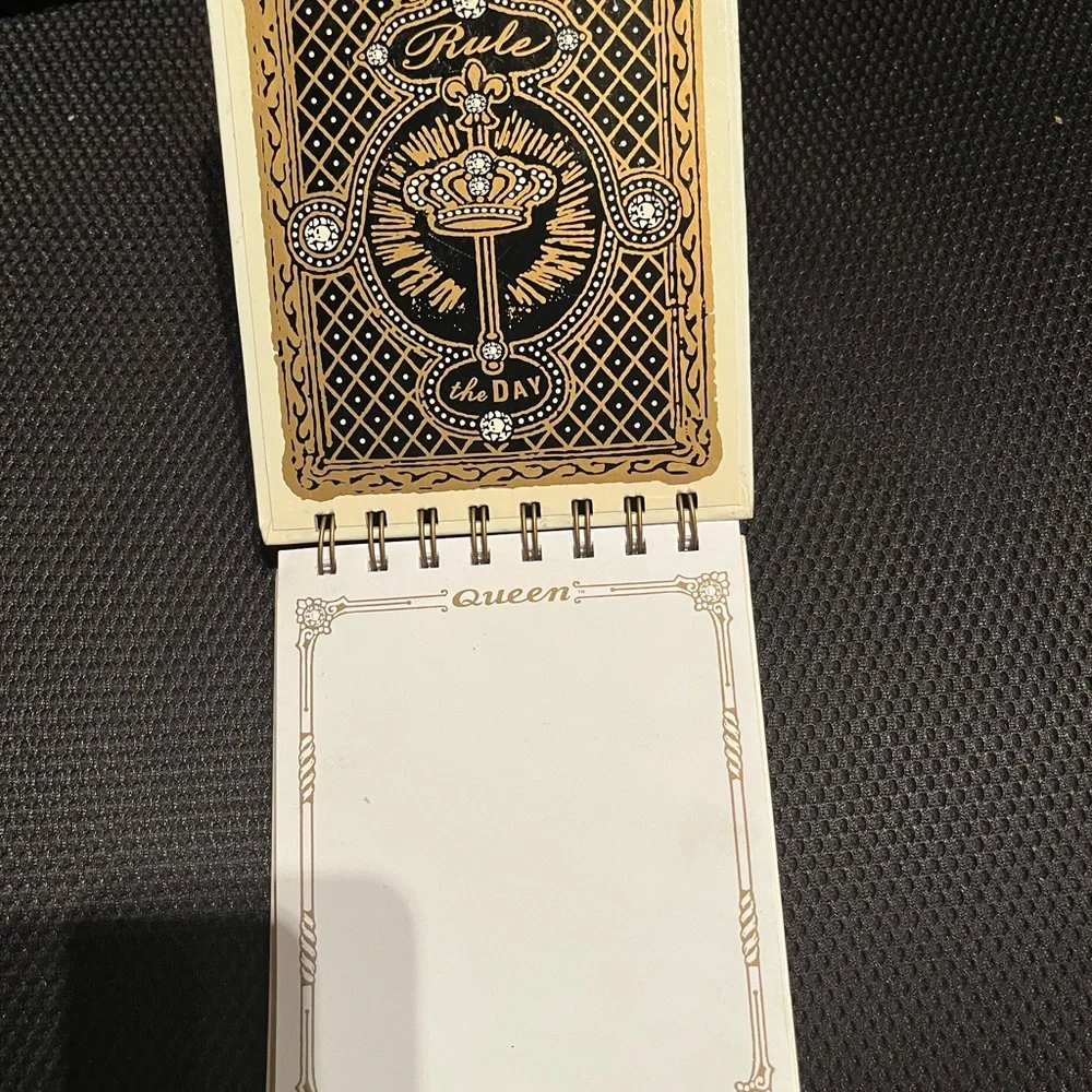 New Queen Notepad - Picture 2 of 4